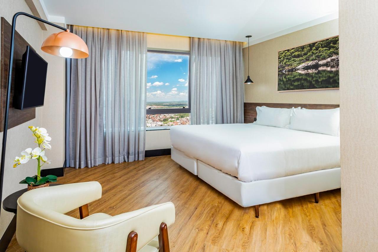 Nh Hotel Feira De Santana Exterior photo